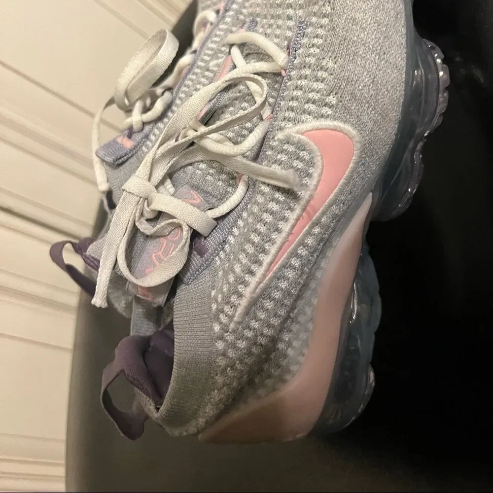 Big Kid's Nike Air VaporMax 2021 FK Wolf Grey/Pink Glaze (DB1550 007) SZ 3.5
